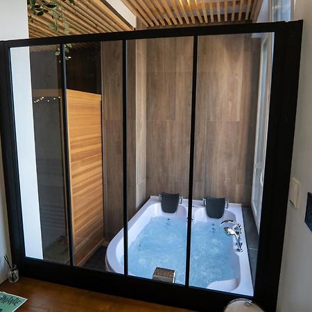 Capsule Wellness - Sauna - Balneo - Machine De Sport Privatif - Ps5 - 2 Chambres Valenciennes Exterior photo