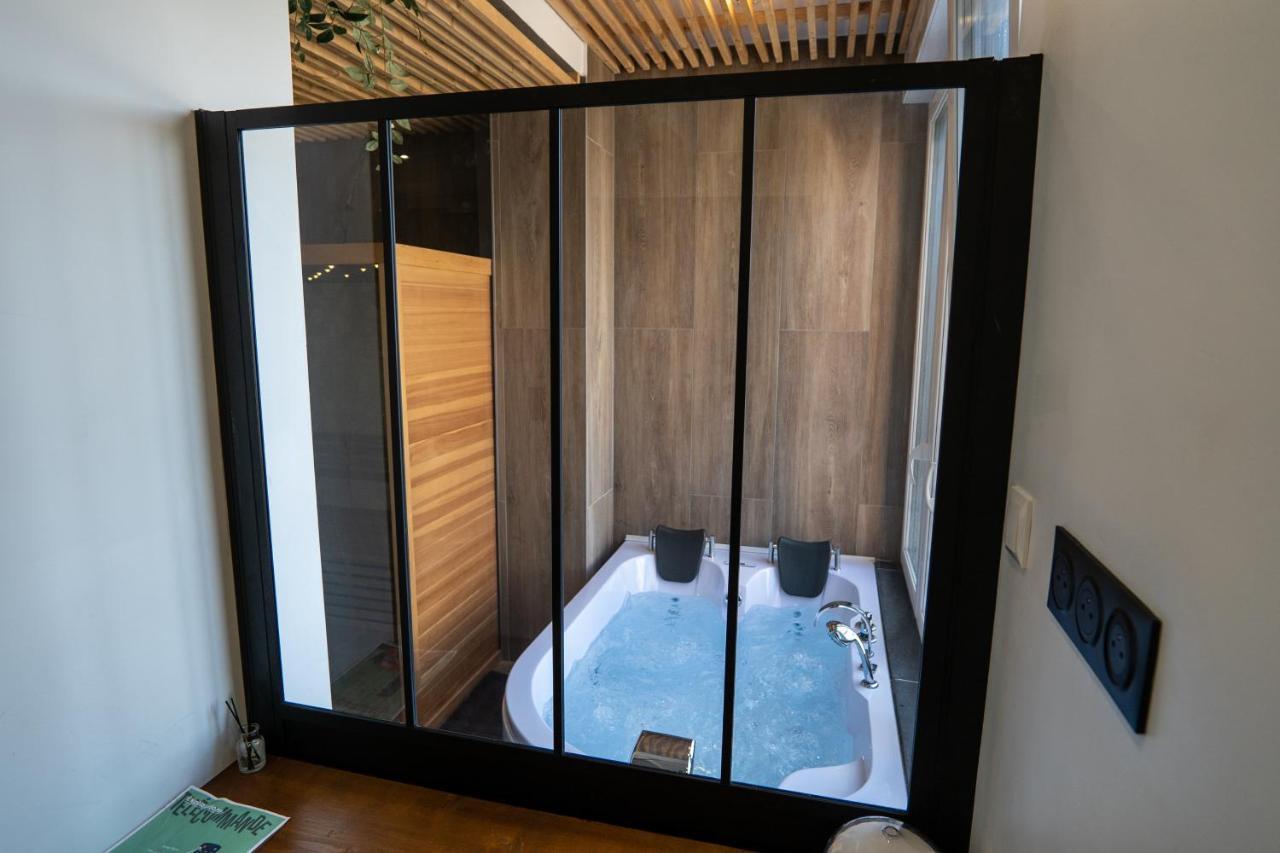 Capsule Wellness - Sauna - Balneo - Machine De Sport Privatif - Ps5 - 2 Chambres Valenciennes Exterior photo